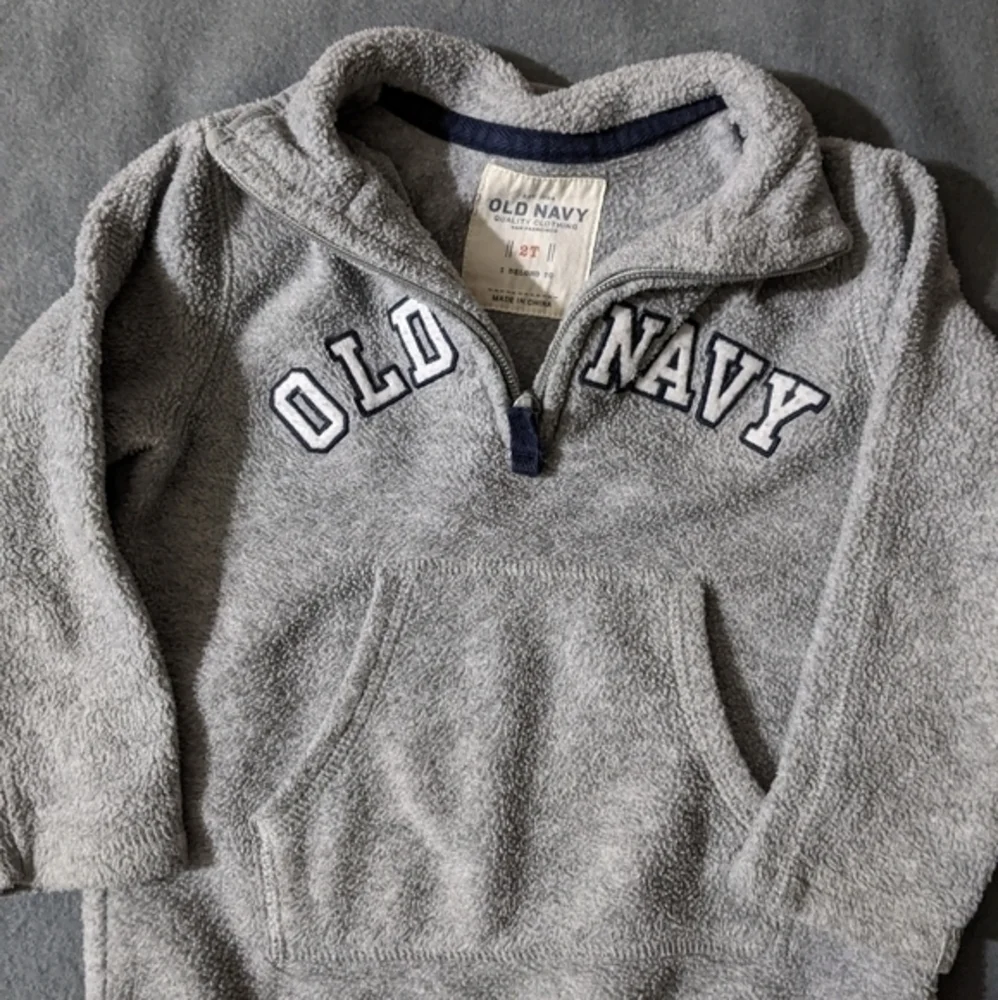 Boys Old Navy quarter zip fleece pullover‎ size 2t